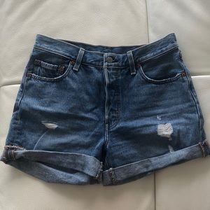 Levi 501 Long Denim Shorts size 28